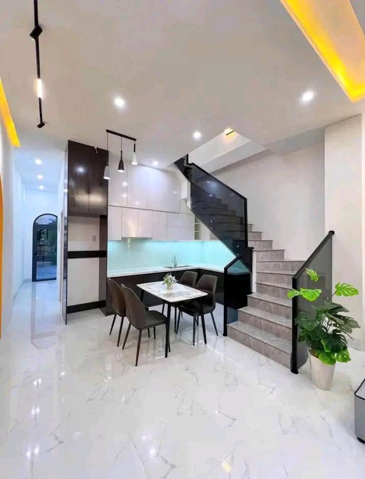 Nhà phố mới xây ngay trường th Định Hoà 2 – Tp mới – Tp Thủ Dầu Một