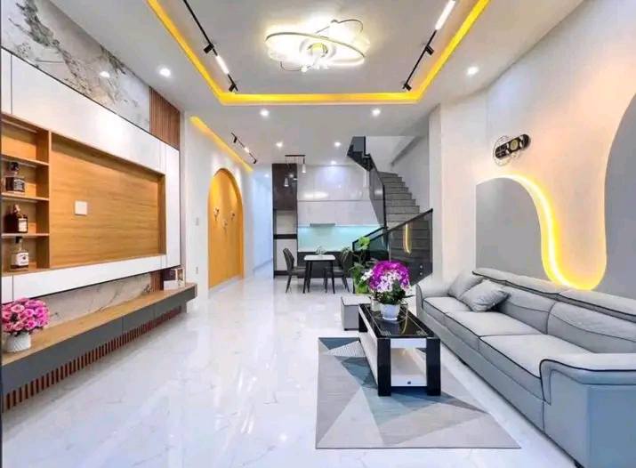 Nhà phố mới xây ngay trường th Định Hoà 2 – Tp mới – Tp Thủ Dầu Một